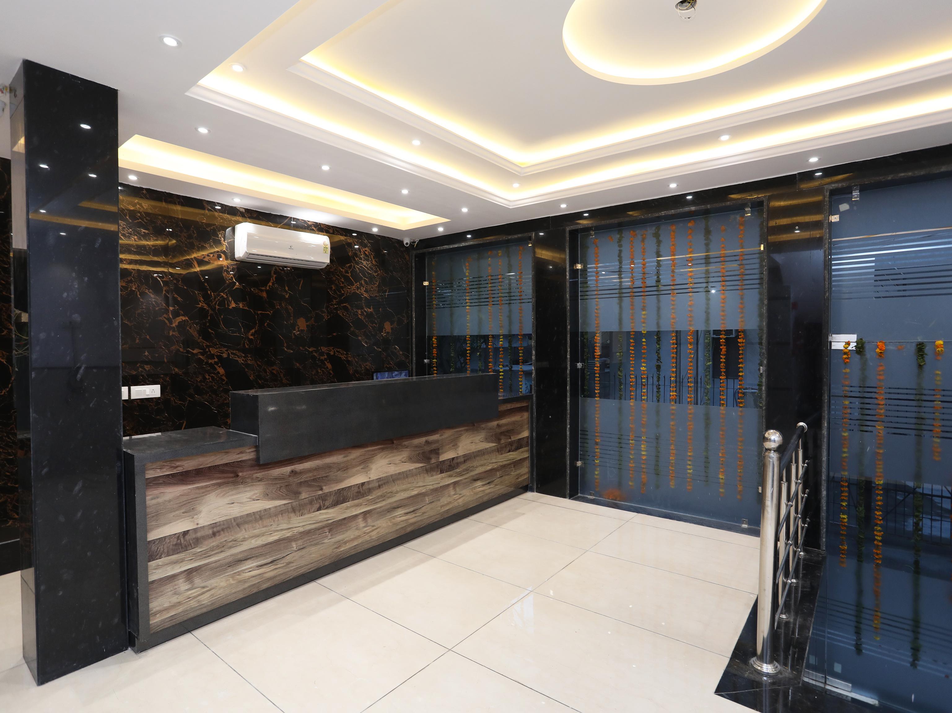 Hotel Ivy Yeni Delhi Dış mekan fotoğraf