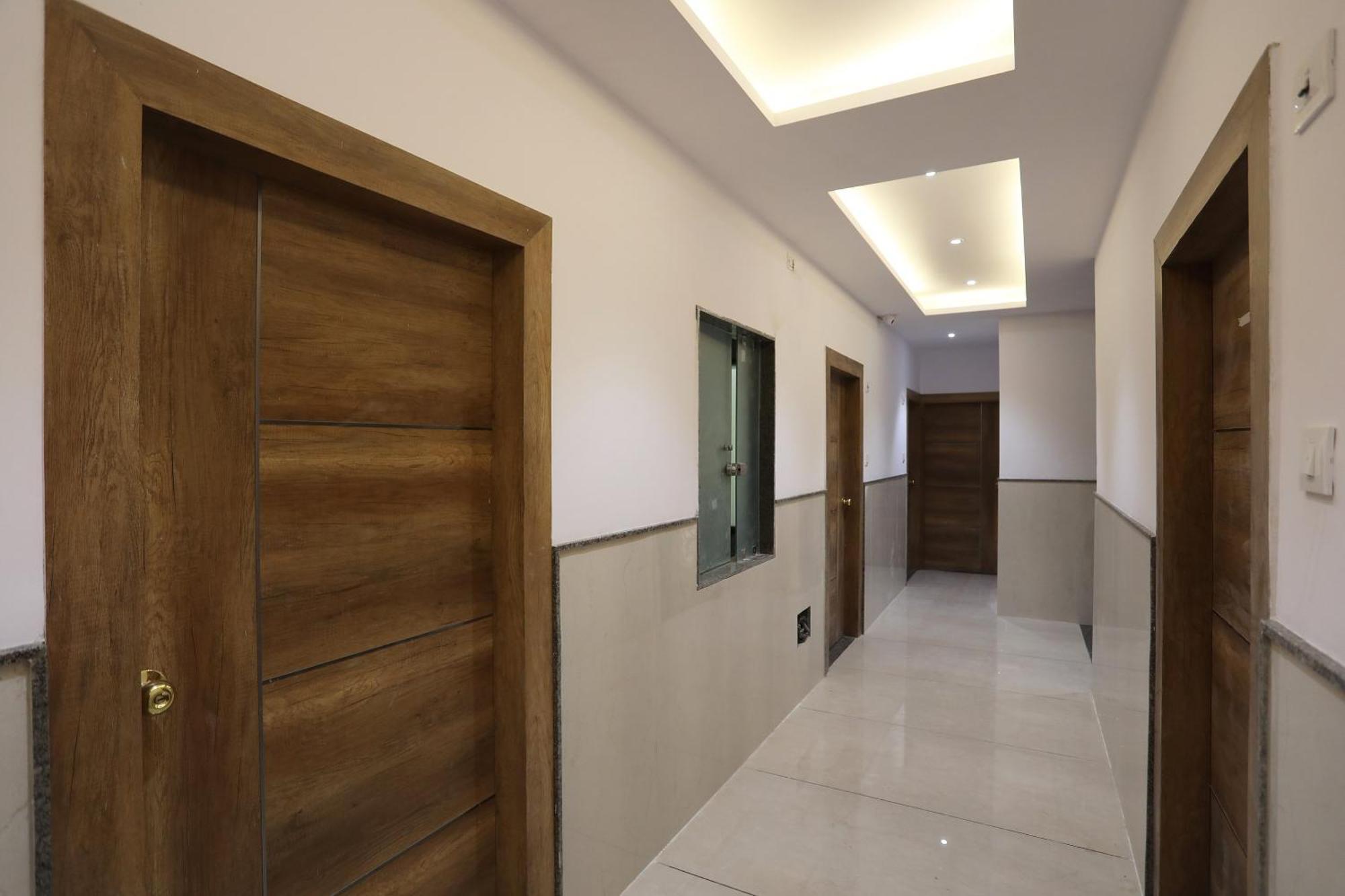 Hotel Ivy Yeni Delhi Dış mekan fotoğraf
