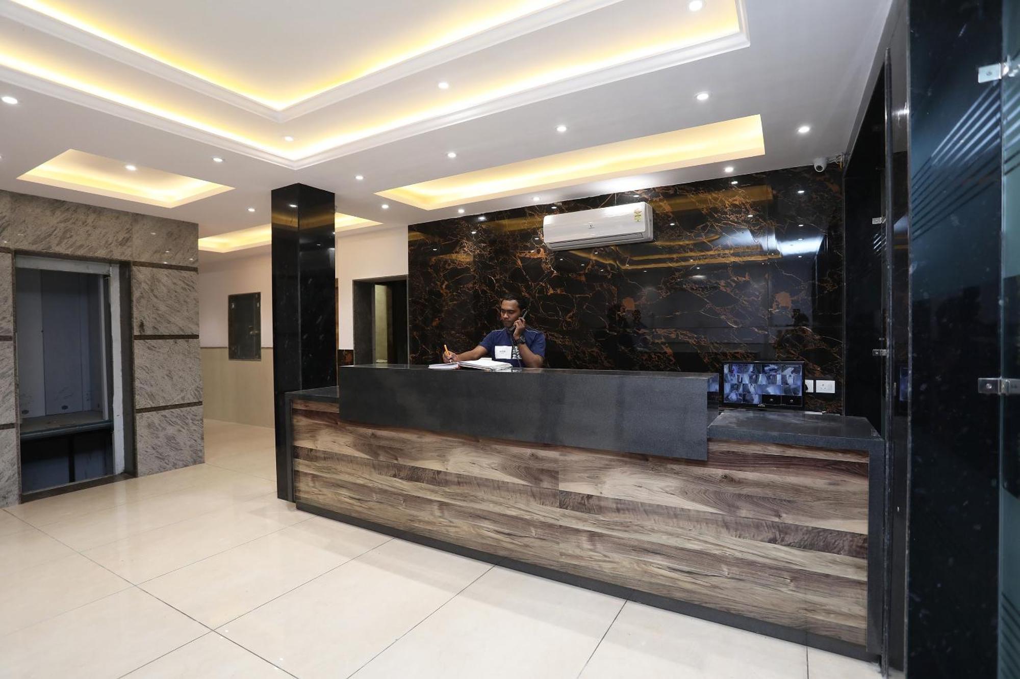 Hotel Ivy Yeni Delhi Dış mekan fotoğraf