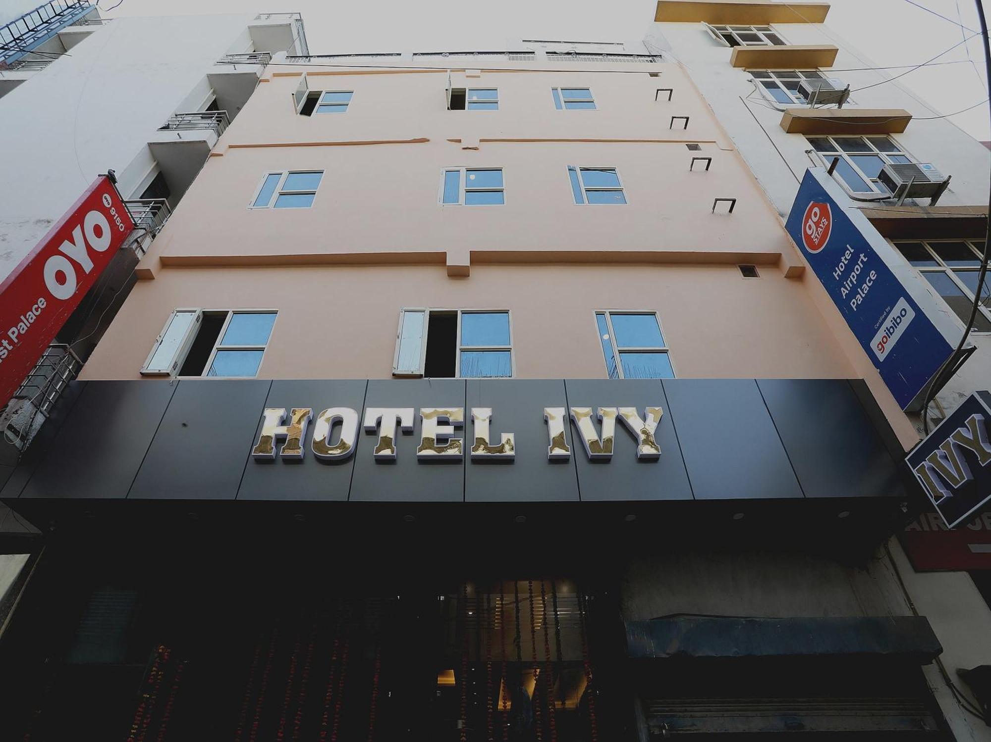 Hotel Ivy Yeni Delhi Dış mekan fotoğraf