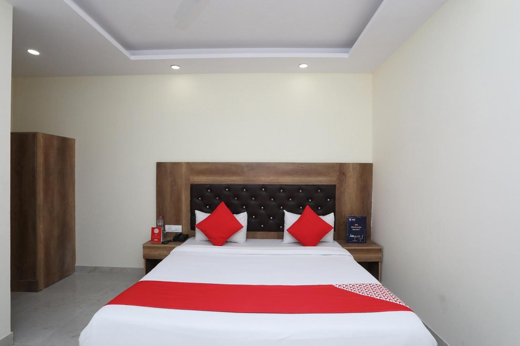 Hotel Ivy Yeni Delhi Dış mekan fotoğraf