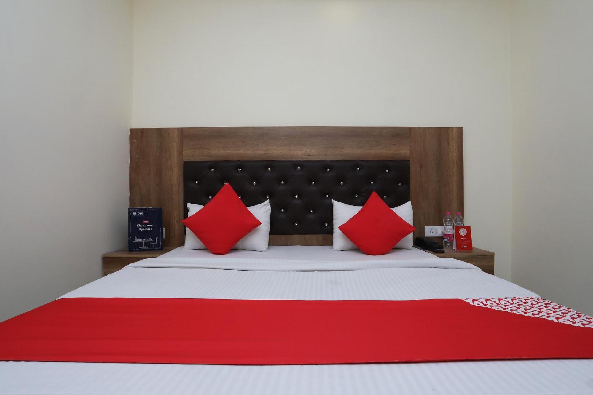 Hotel Ivy Yeni Delhi Dış mekan fotoğraf